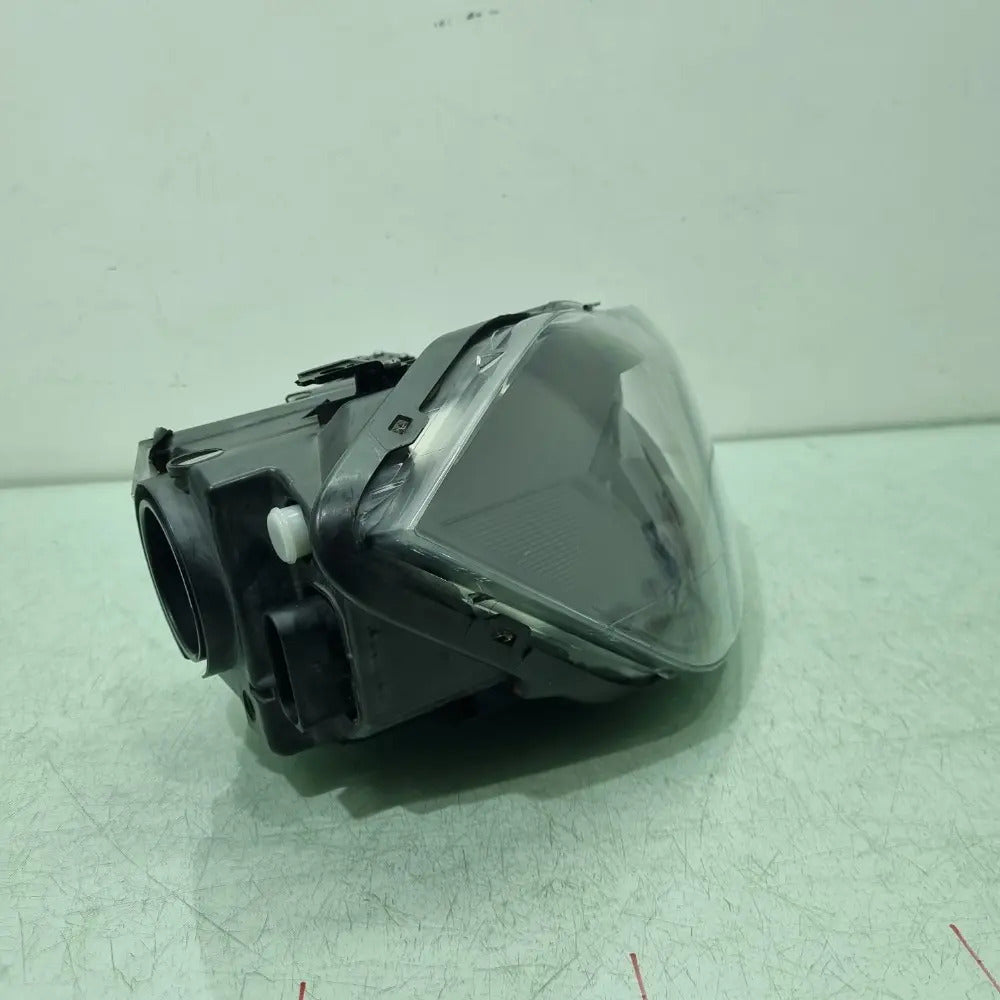 Farol Do Lado Direito Volkswagen Polo Modelos 2017/2021
