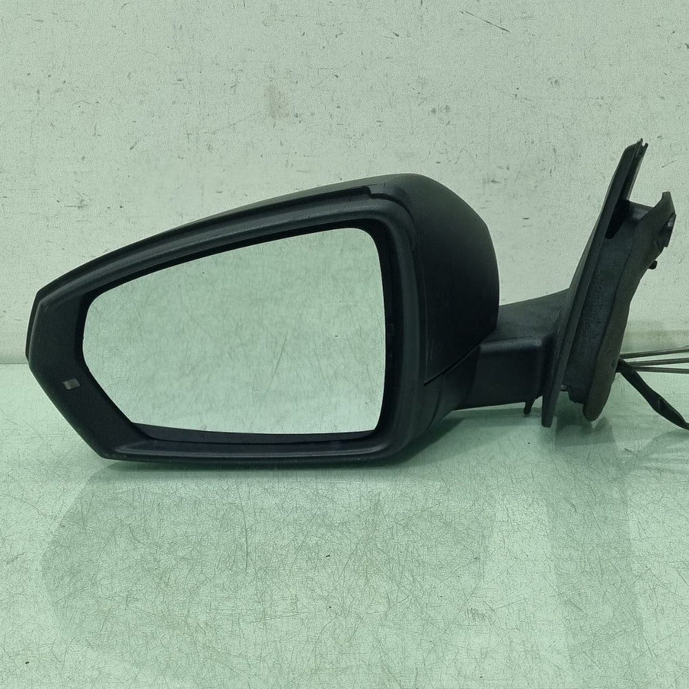 Retrovisor Esq VW Polo Virtus 2017/2026 Usado