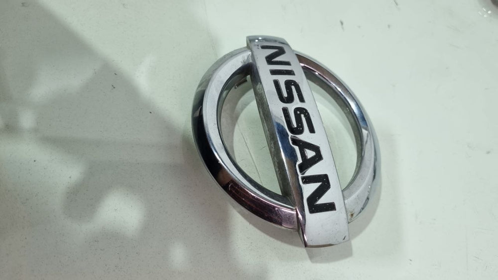 Emblema Grade Diant Nissan Sentra 2007/2013