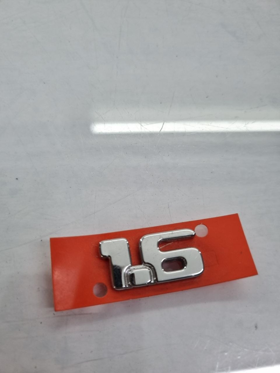 Emblema 1.6 Cromado Fiat Idea/Palio/Punto 2006/2016 Novo