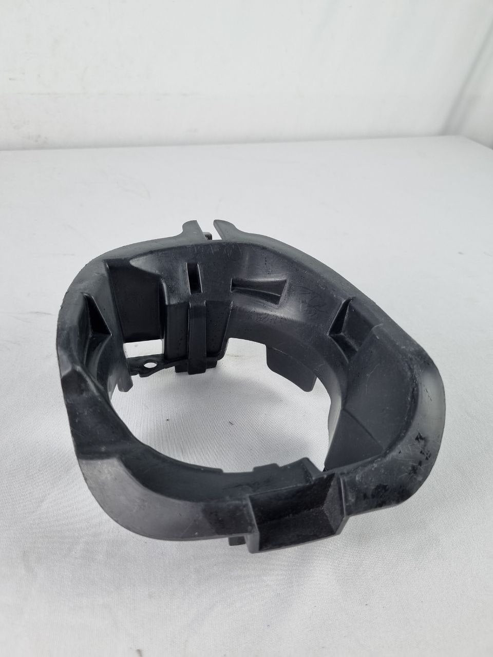 Suporte Farol Milha Esq Renault Clio Duster Sandero 2007/2013