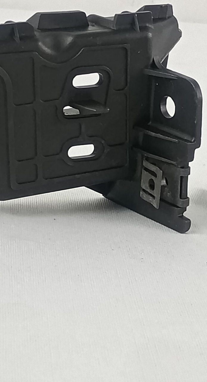 Guia Parachoque Dianteiro Esq Chevrolet Celta Prisma 2007/2012 Novo