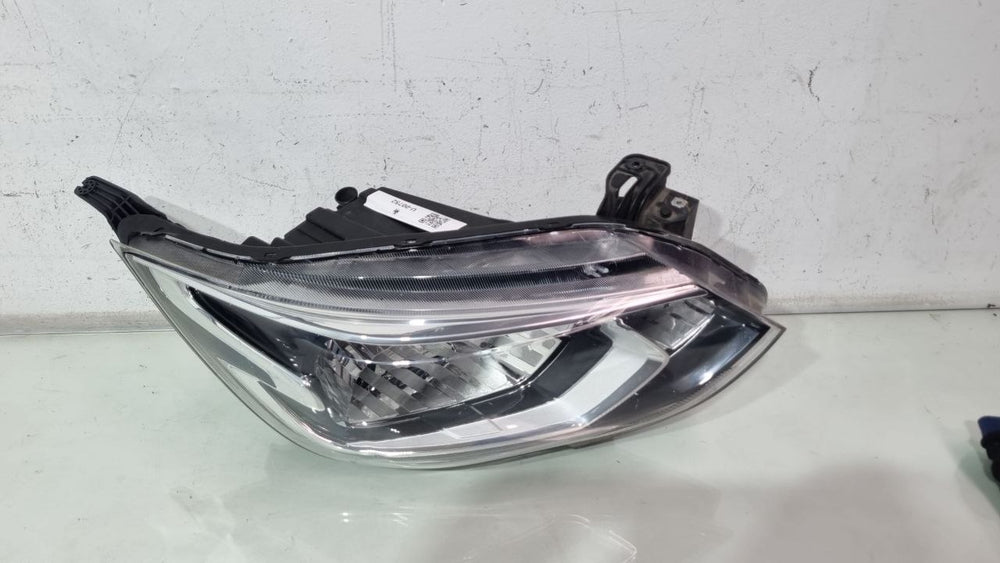 Farol Diant Dir GM Onix 2022/2024 Usado