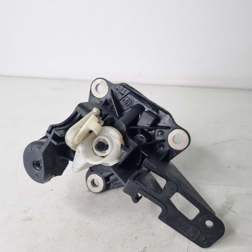 Fechadura Tampa Traseira Renault Clio Sedan 2004/2012