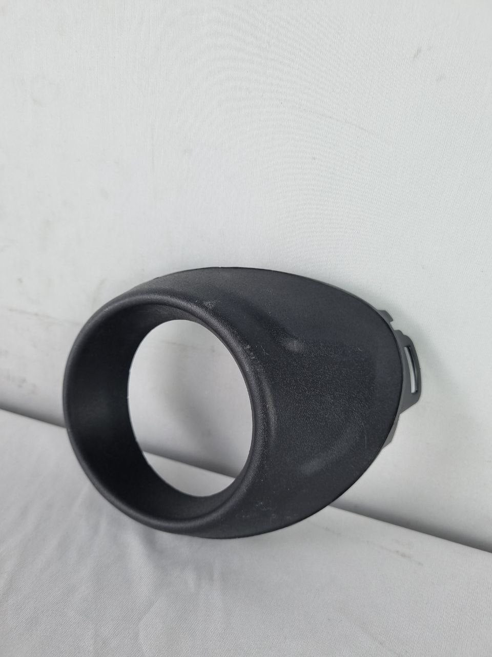 Moldura Farol Milha Diant Dir Ford Ka Hatch/Sedan 2014/2018