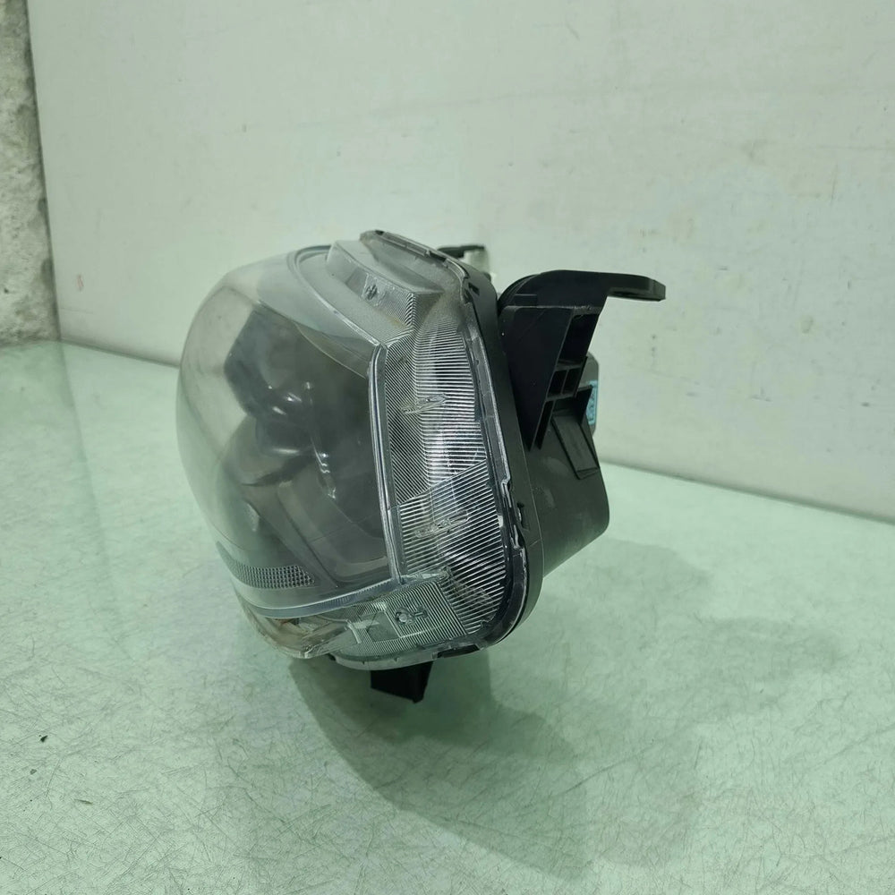 Farol Direito Máscara Negra Chevrolet Onix Turbo 2020/2024