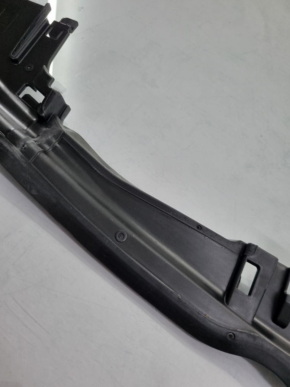 Defletor Dianteiro Duto Ar Radiador Chevrolet Cruze 2011/2014 Novo
