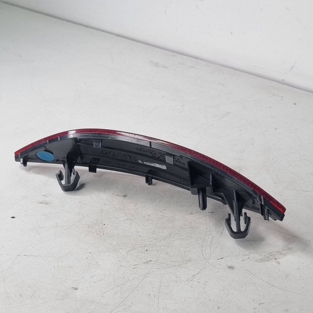 Refletor Tras Dir Parachoque Volkswagen T-Cross 2020/2024