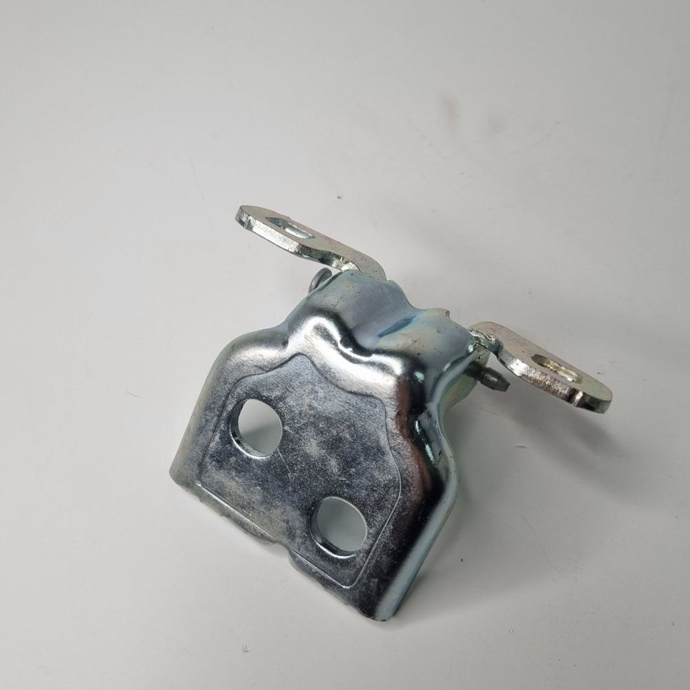 Dobradiça Porta Traseira Esquerda Renault Sandero 2008/2014 Usada