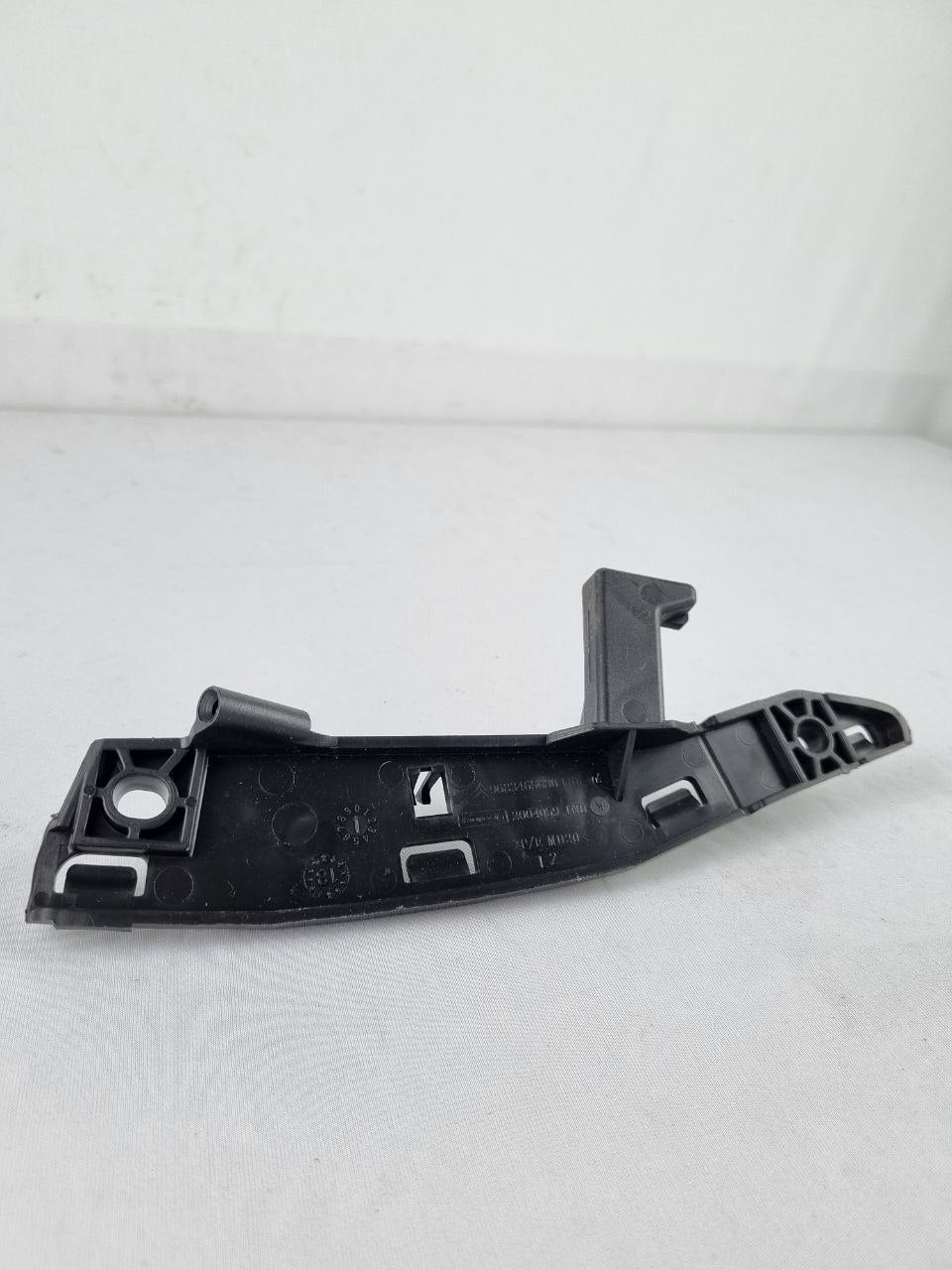 Suporte Para-choque Diant Esq Citroen C3/DS3 2013/2020