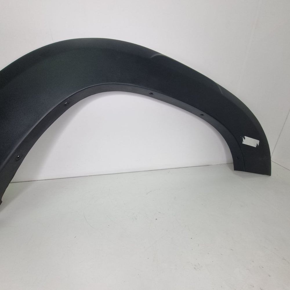 Moldura Lateral Traseira Esquerda Renault Oroch 2016/2020 Usada