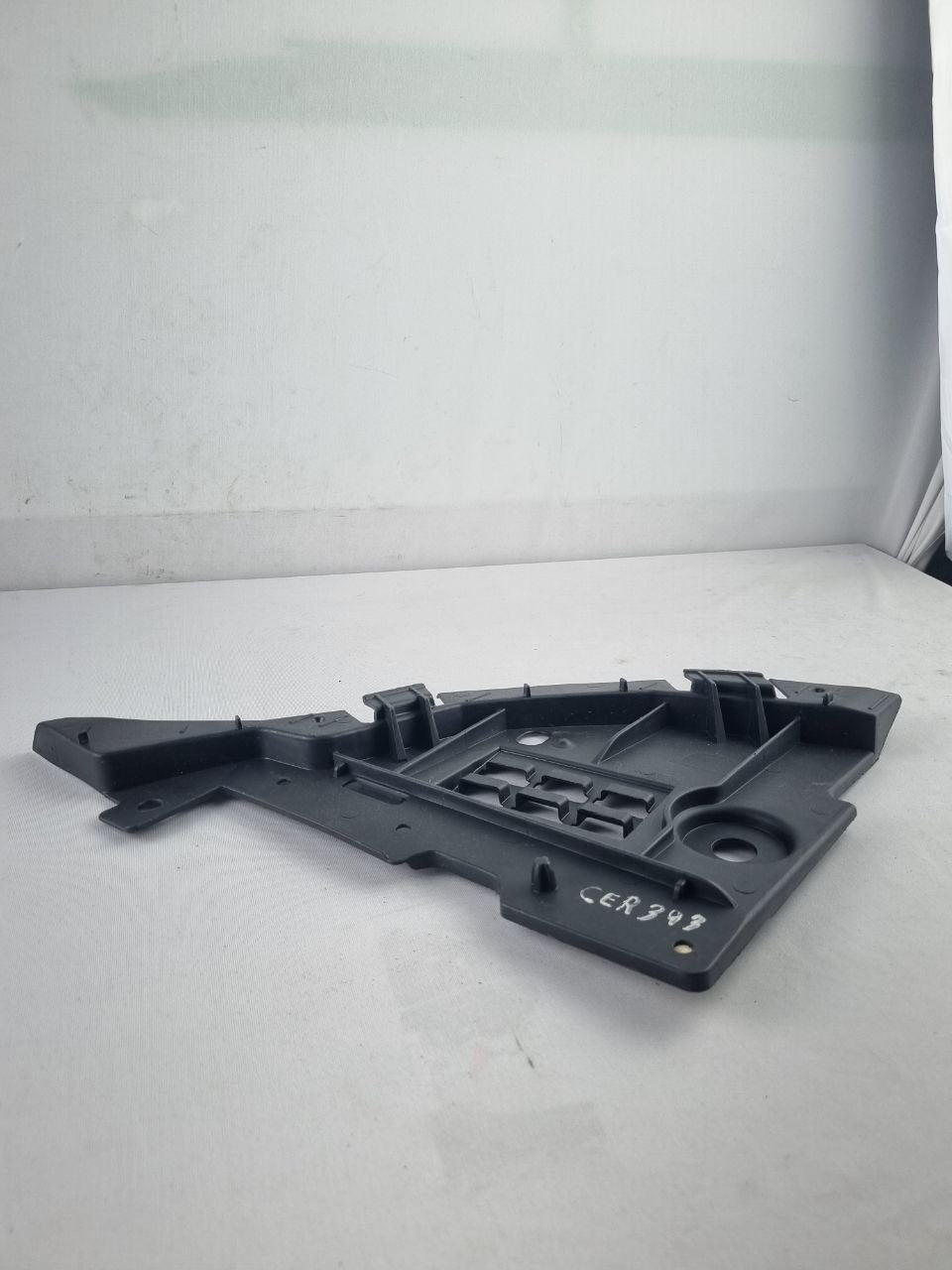 Defletor Inferior Diant Dir Renault Sandero 2008/2014 -