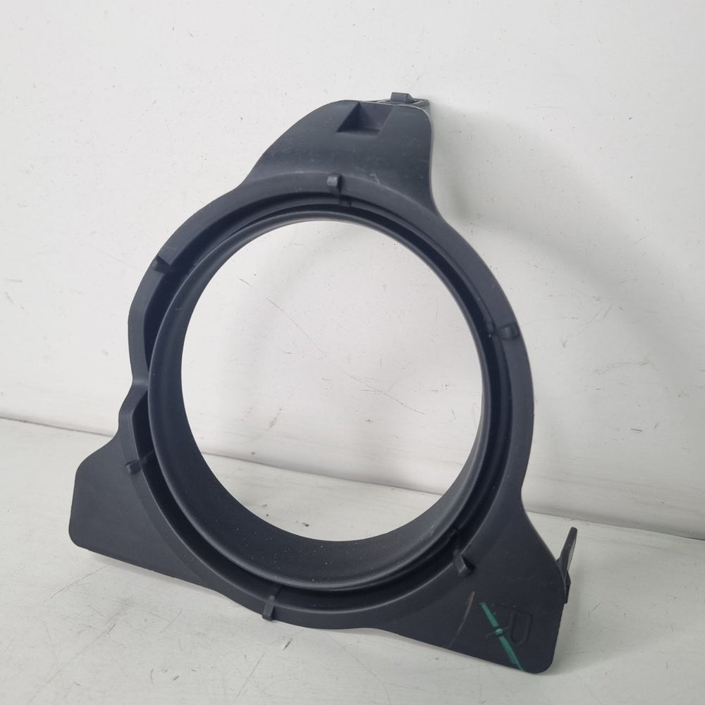 Suporte Moldura Farol de Milha Dir Toyota Hilux 2012/2016
