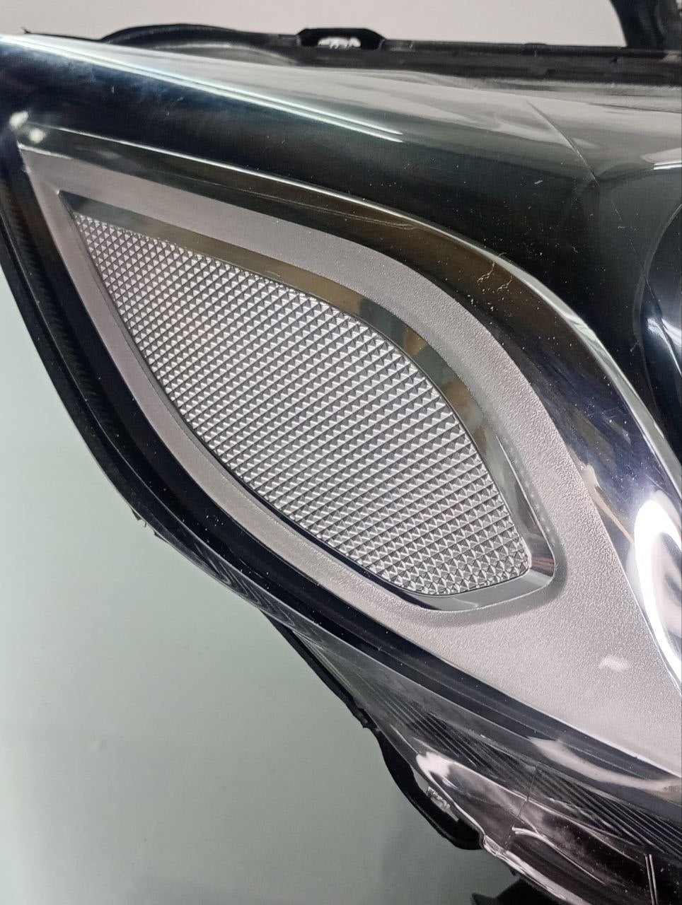 Farol direito fit 2015/
Fit TYC