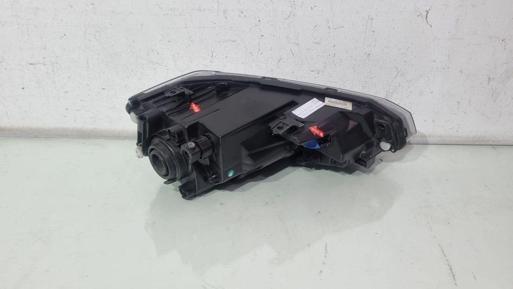 Farol Diant Esq VW Polo Track 2024 Usado