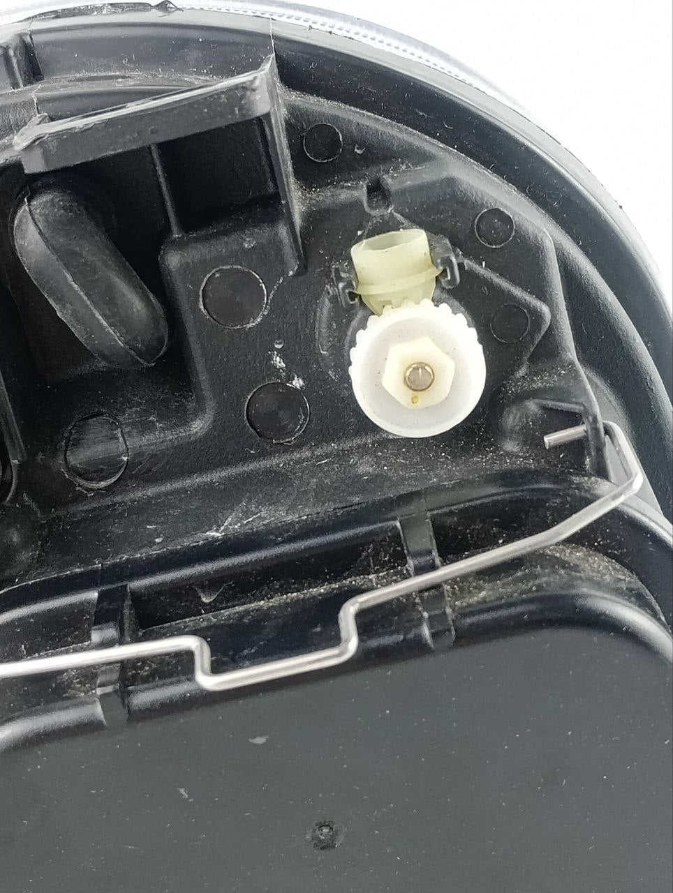 Farol Diant Dir Chery QQ 2011/2015