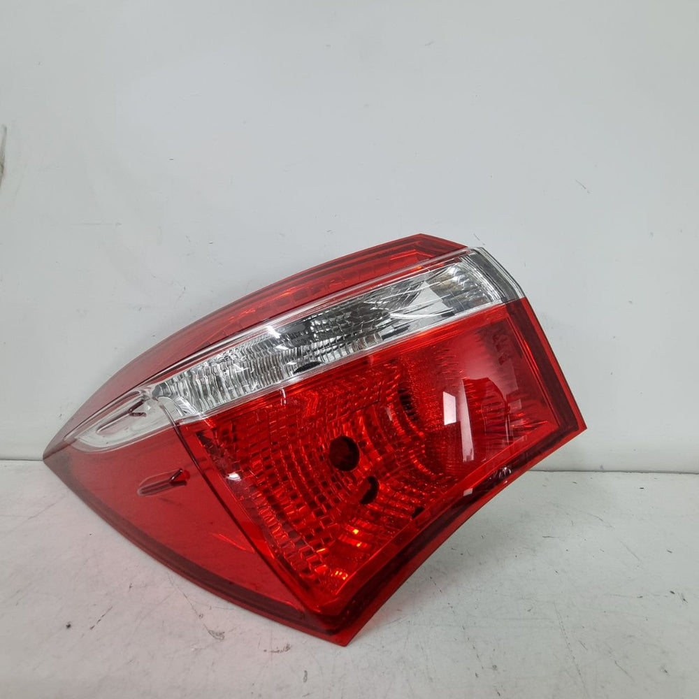 Lanterna Tras Esq Toyota Corolla 2015/2017