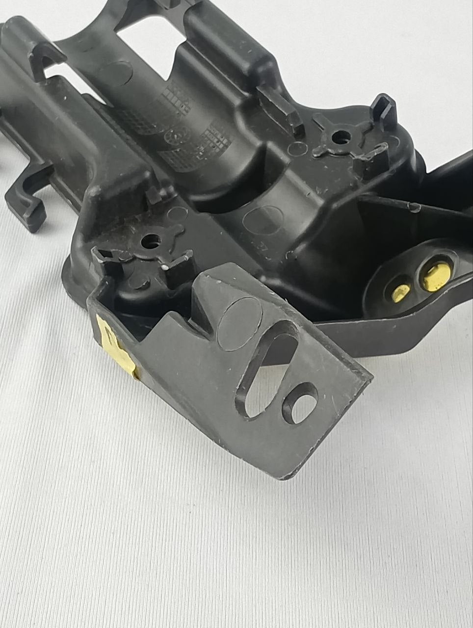 Suporte Esguicho Lavador Farol Direito Renault Fluence 2011/2016 Novo