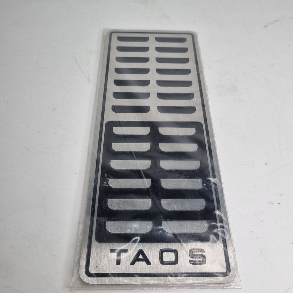 Descanso de Pé Volkswagen Taos 2021/2024 Novo
