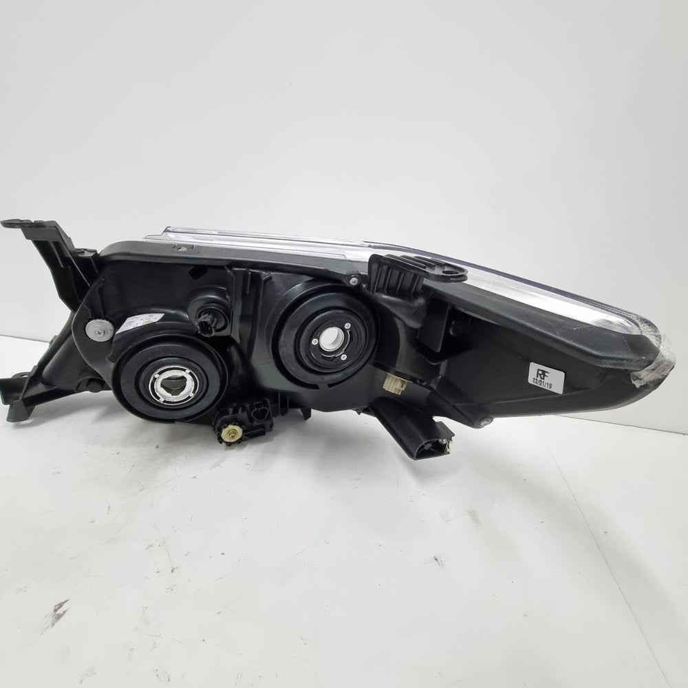 Farol Diant Esq TYC Toyota Hilux SW4 2013/2016