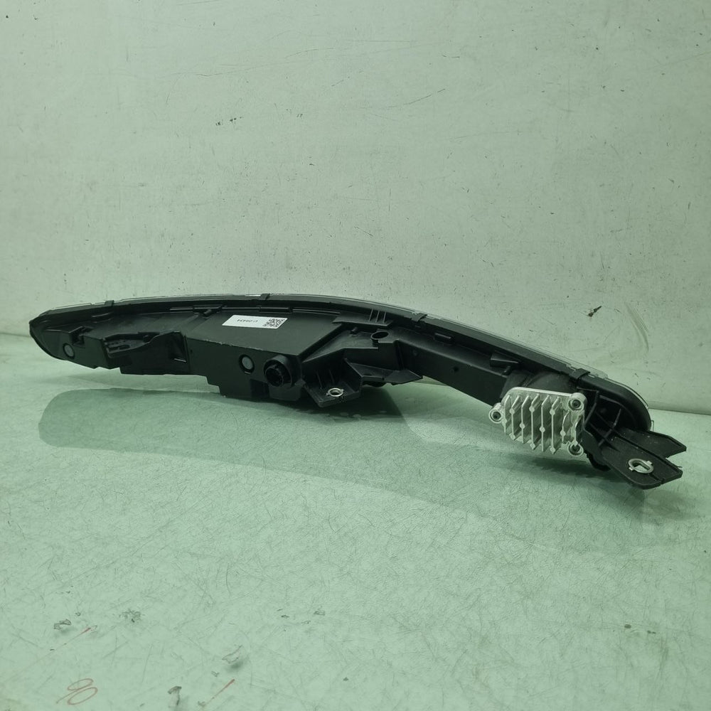 Farol Diant Sup LED Dir Fiat Toro 2026/2027