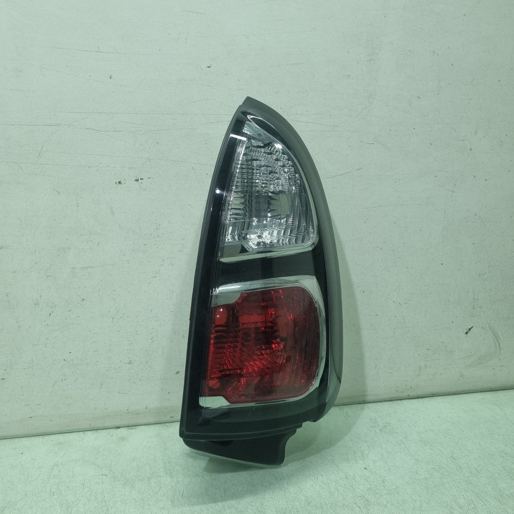 Lanterna direita Citroën Air Cross 13/16