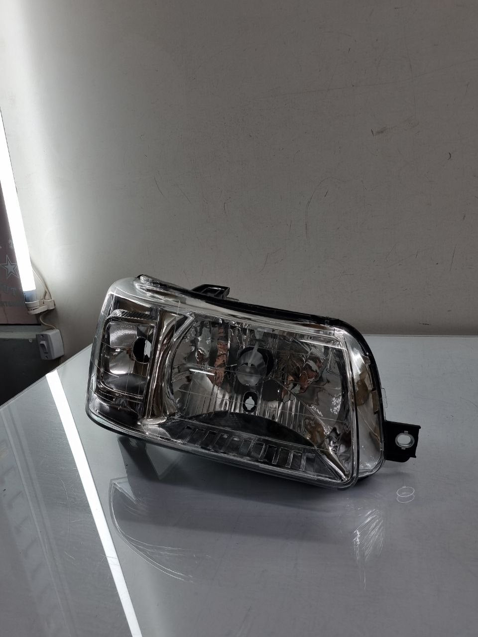 Farol Diant Dir Fiat Uno Mille 2004/2013