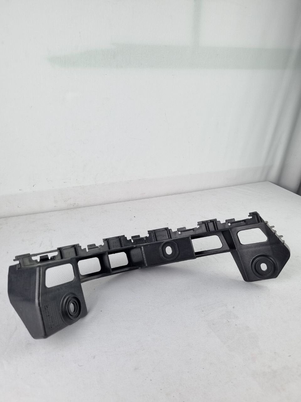Suporte Para-choque Tras Volkswagen Voyage G6/G7 2013/2021