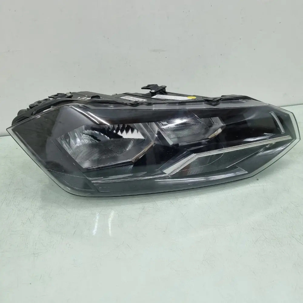 Farol Lado Direito Led Volkswagen Polo 2016/2019 Recuperado.