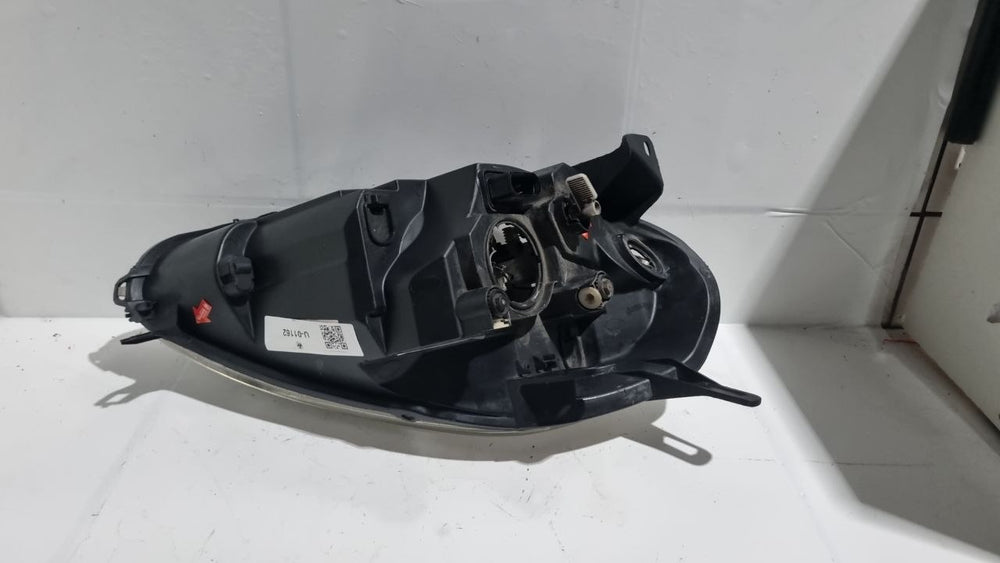 Farol Diant Esq Fiat Punto 2008/2012 Usado