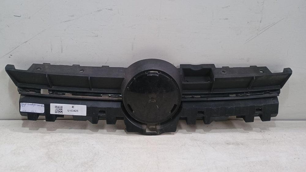 Grade Parachoque Dianteira VW Up 2018/2021 Usada