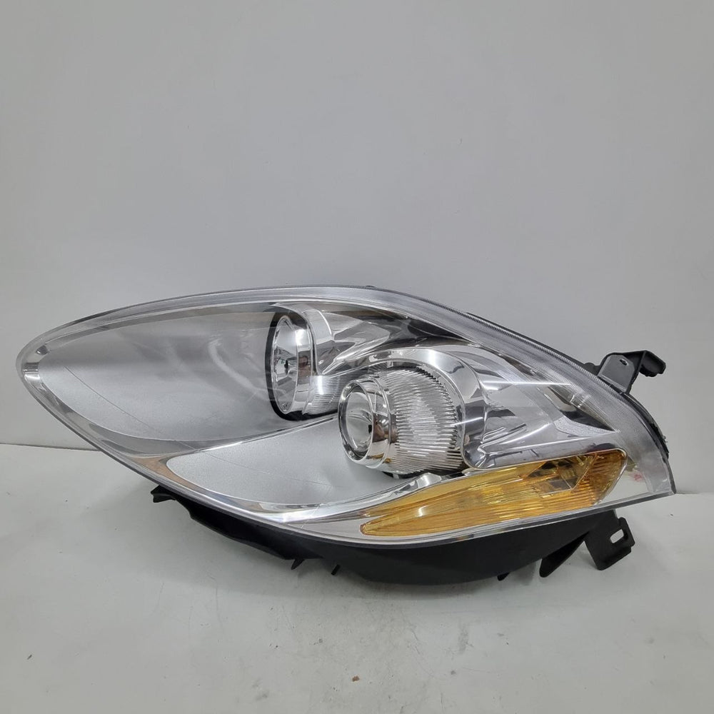 Farol Diant Esq TYC Fiat Bravo 2011/2015