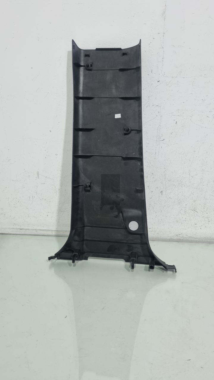 Acabamento Coluna Central Direita Nissan Frontier 2013/2016