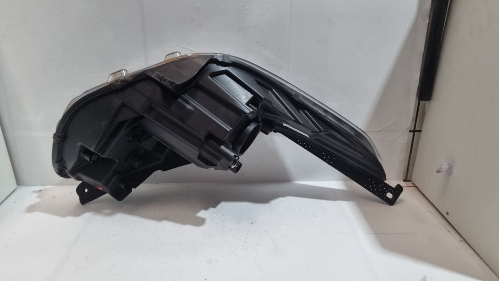 Farol Diant Esq Fiat Strada 2020/2023 Usado