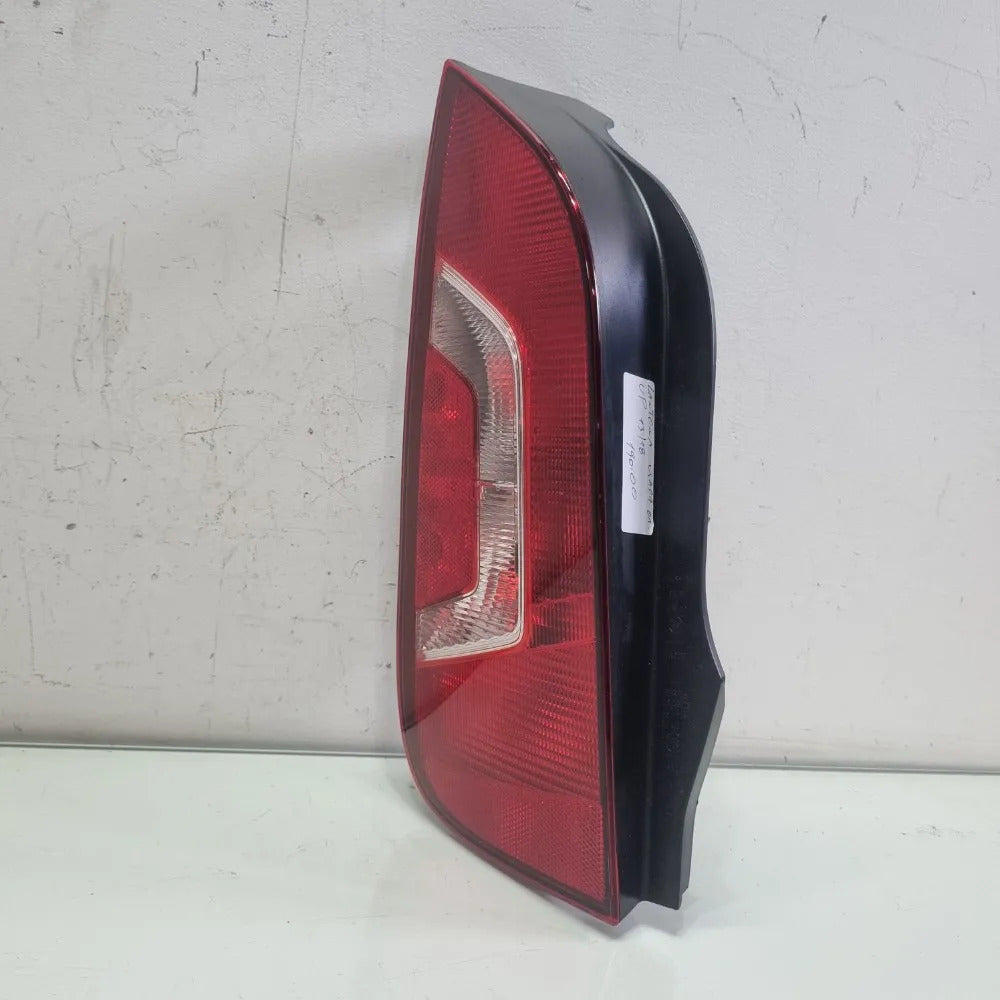 Lanterna traseira lado direito Volkswagen up 2013 a 2019