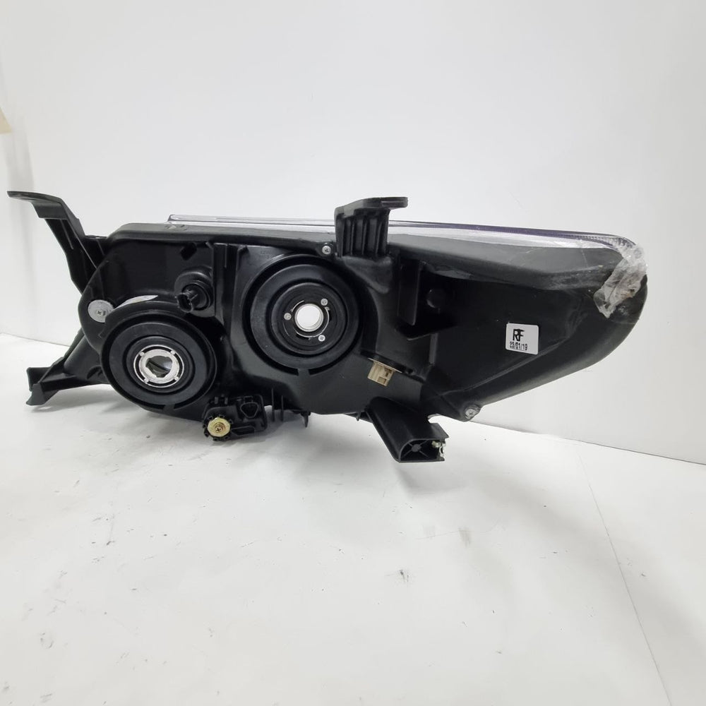Farol Diant Esq TYC Toyota Hilux SW4 2013/2016