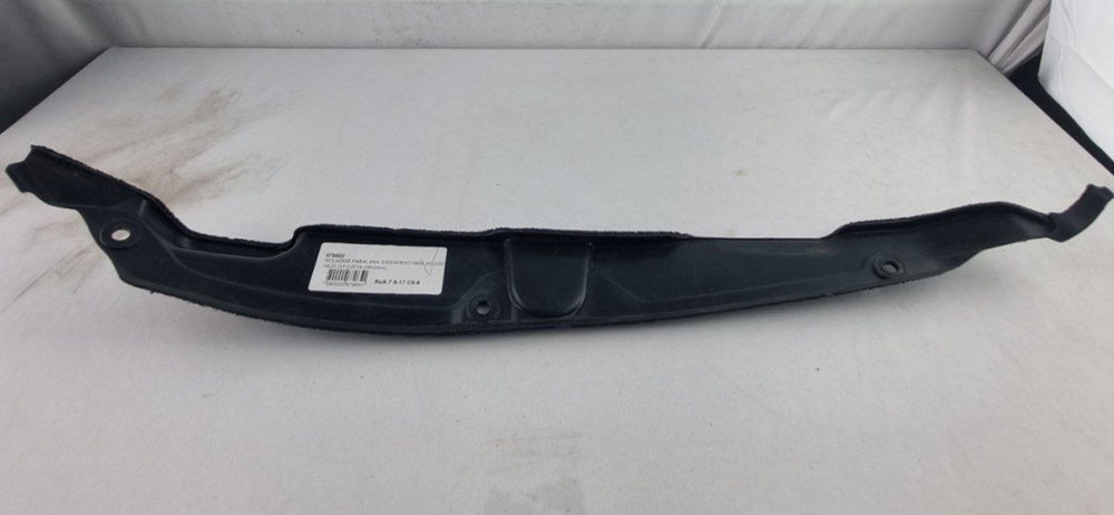 Isolador Paralama Esq Hyundai HB20 2012/2019 - Original