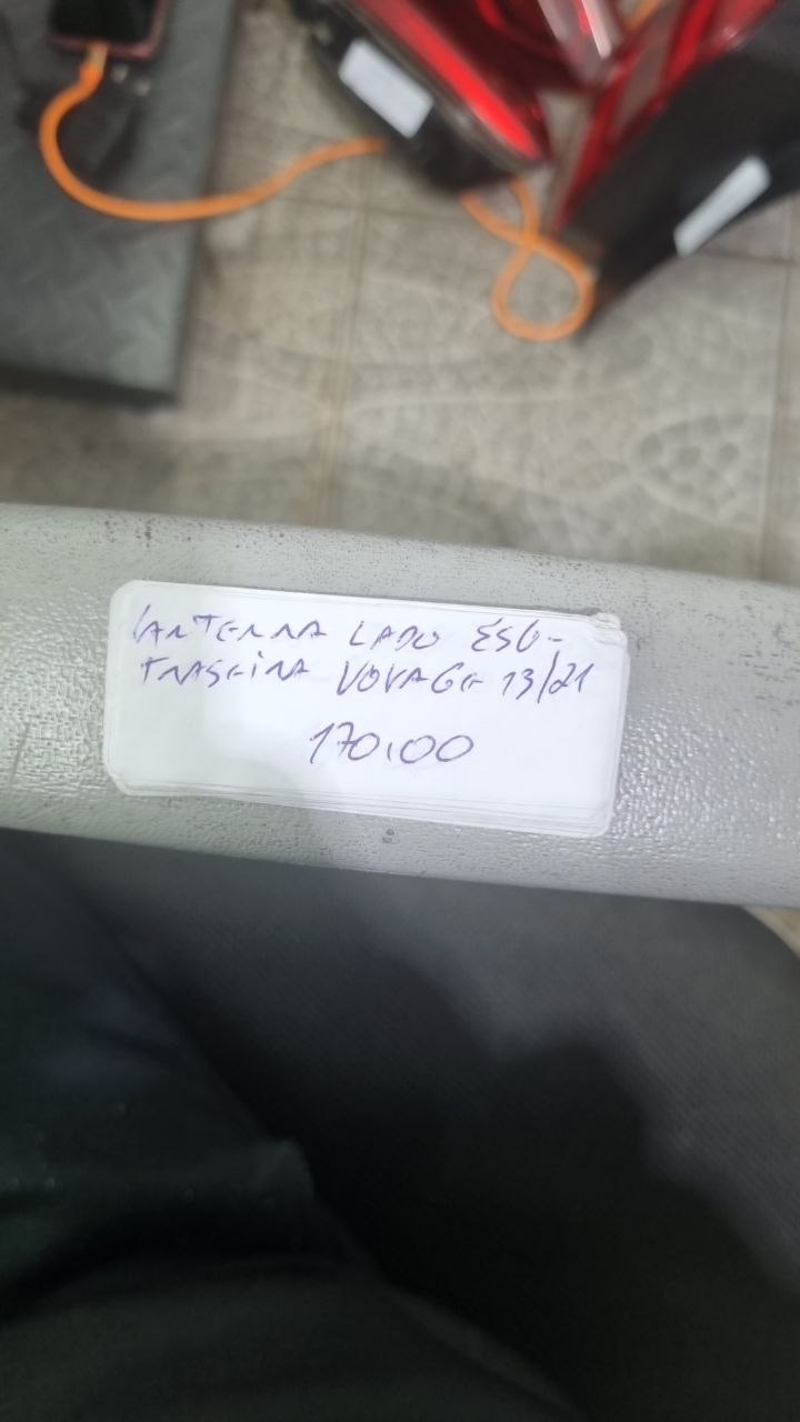 Lanterna Tras Esq VW Voyage 2013/2021 Usada