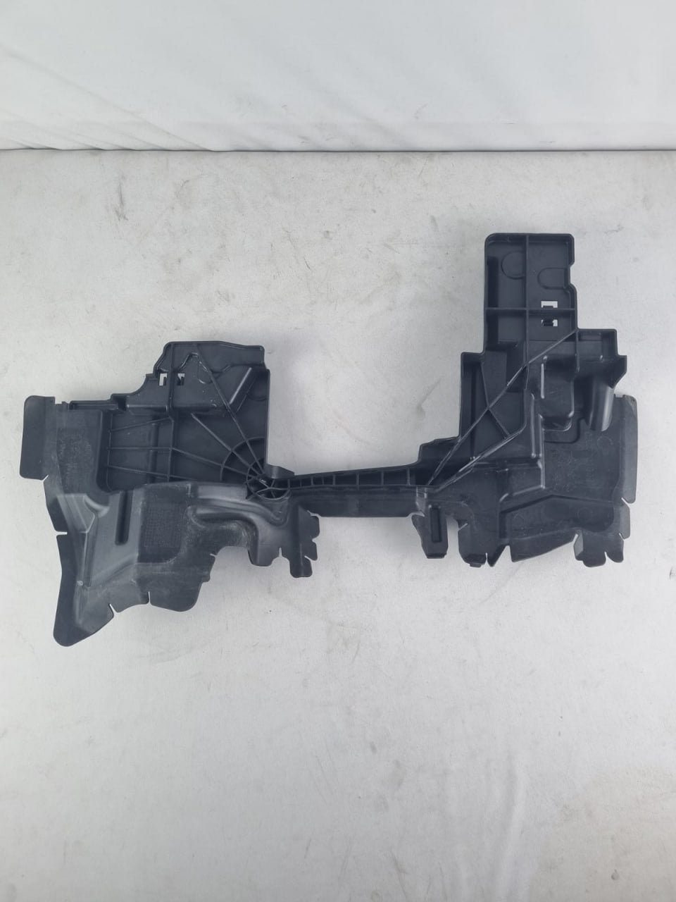 Defletor Radiador Peugeot 208 2013/2024 Novo