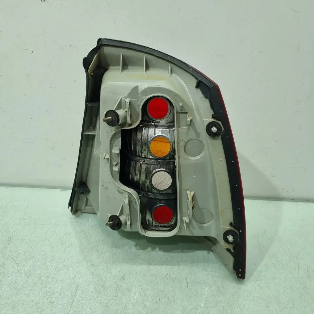 Lanterna Do Lado Esquerdo Chevrolet Astra Hatch 1998/2001