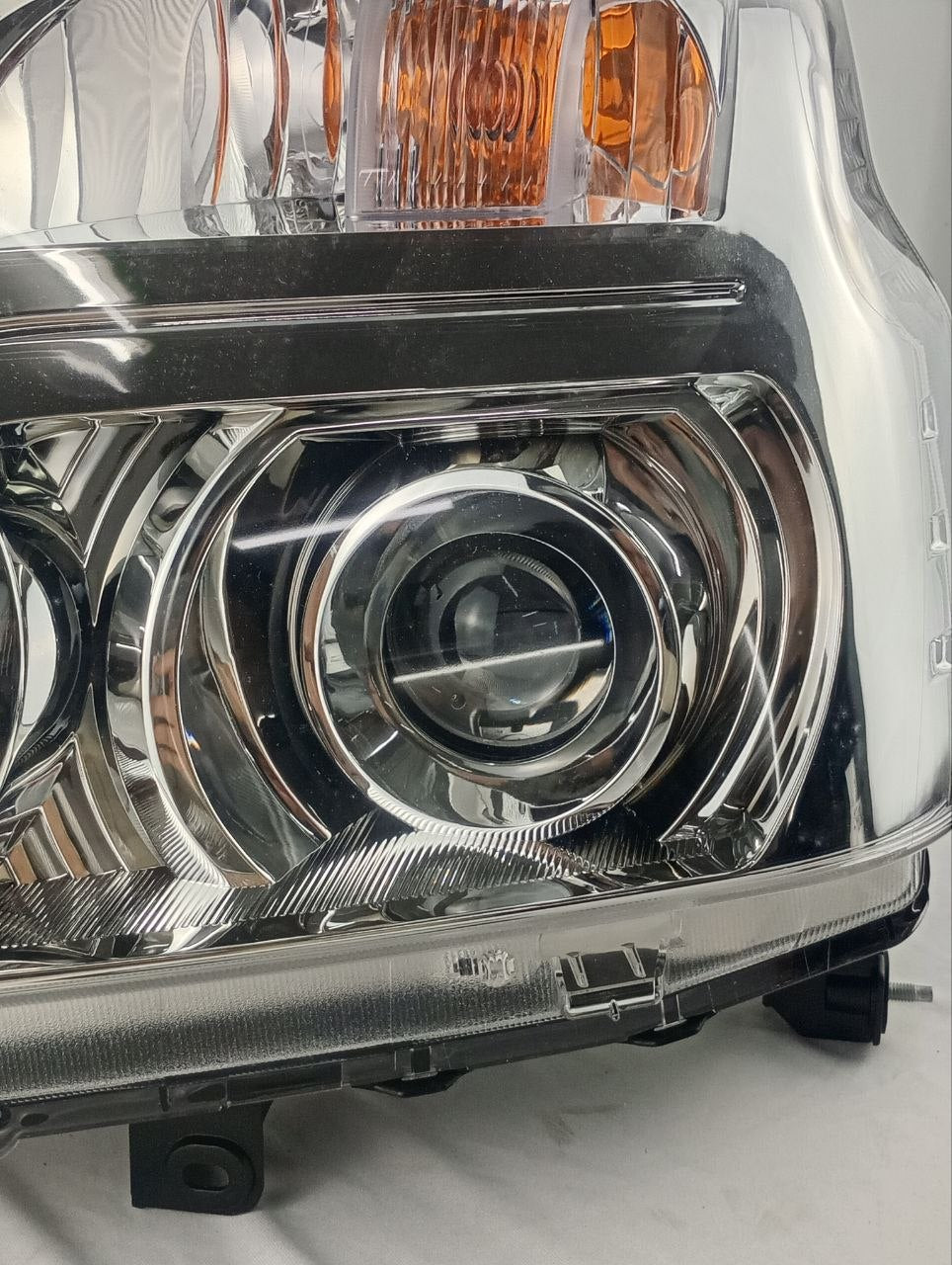 Farol lado esquerdo Nissan x-trail t31, 2007 a 2012