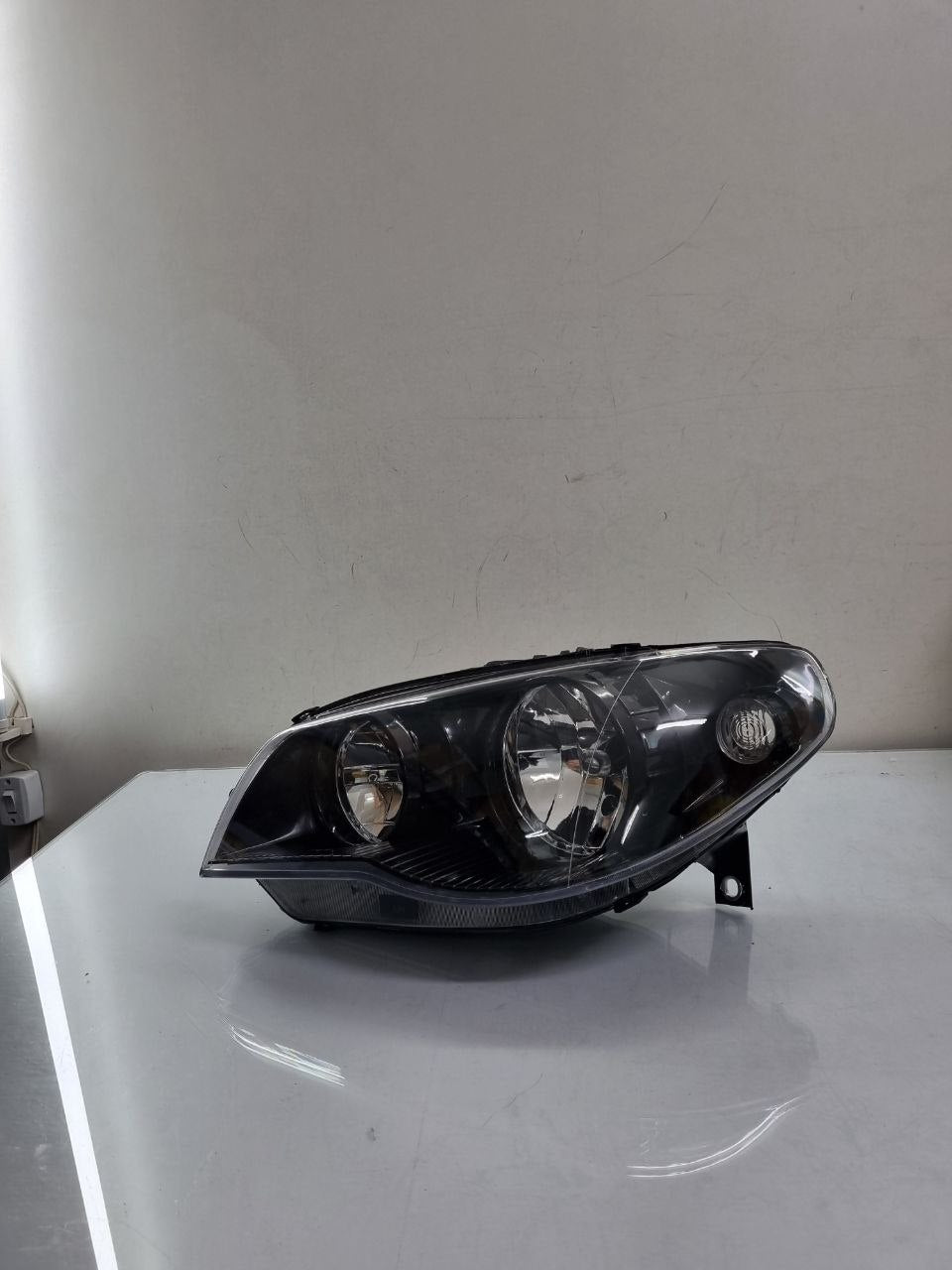 Farol Diant Esq Fiat Palio 2004/2007