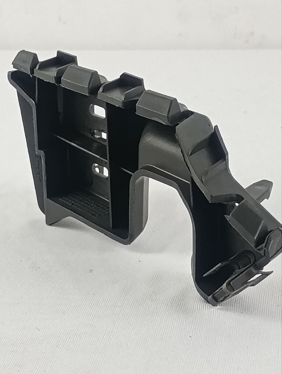 Guia Parachoque Dianteiro Esq Chevrolet Celta Prisma 2007/2012 Novo