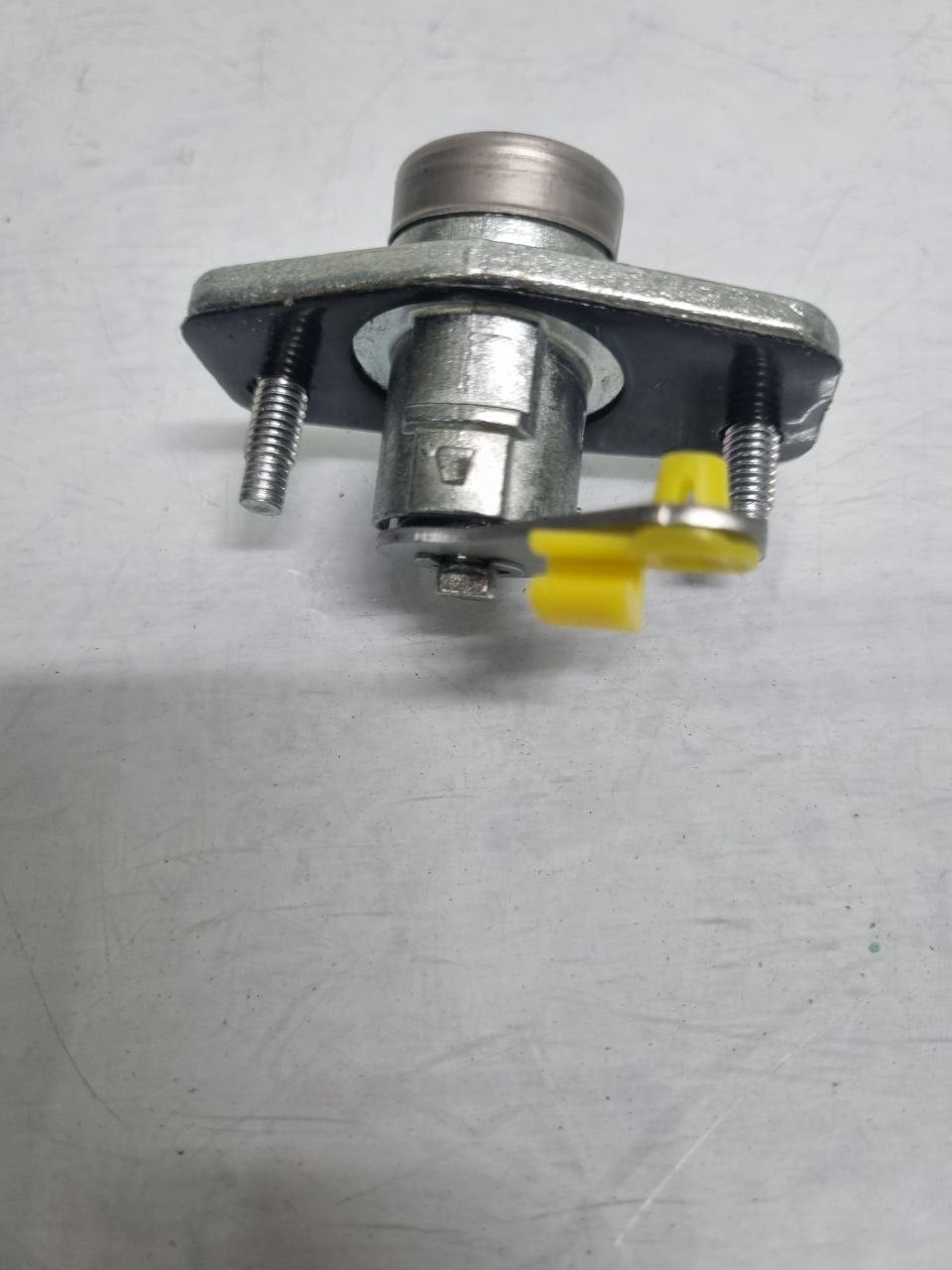 Cilindro Fechadura Porta Dianteira Esquerda Nissan Kicks/March/Versa Novo