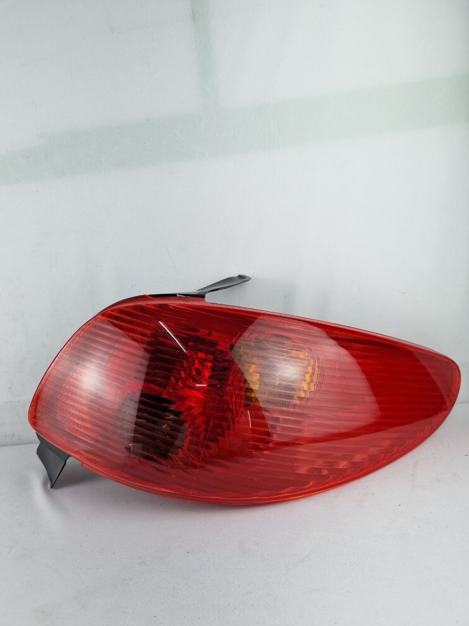 lanterna traseira direita para o Peugeot 206 Hatch (anos
