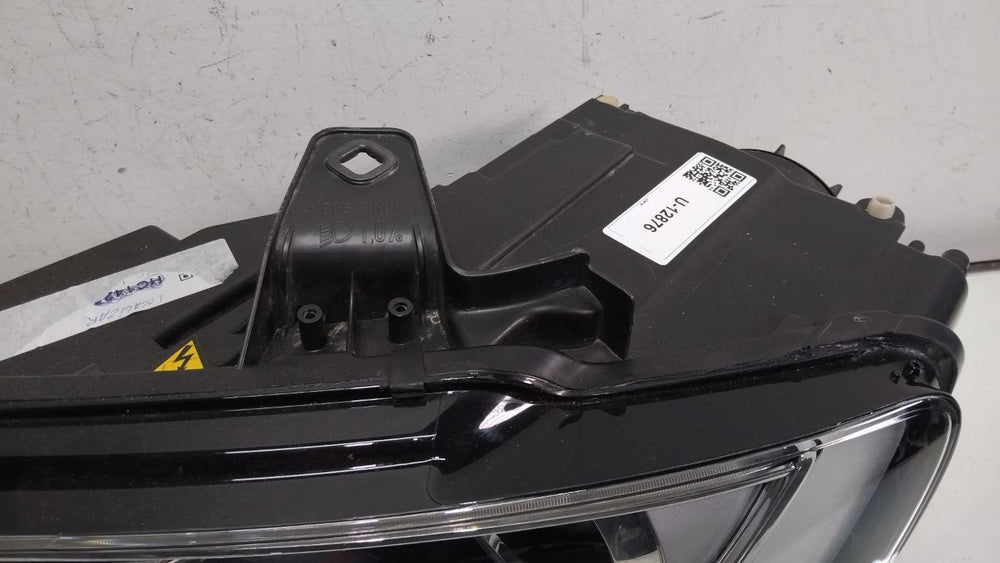 Farol lado esquerdo sem os reator Audi A3 2013 a 2017