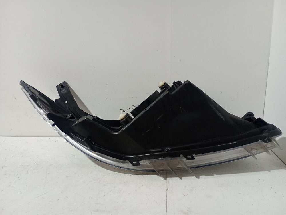 Farol Diant Esq Chevrolet Onix 2012/2015 - Original