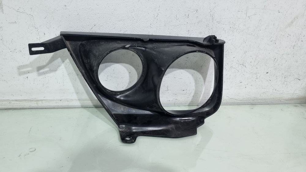 Moldura Farol Diant Dir Mitsubishi L200 Savana 2004/2012