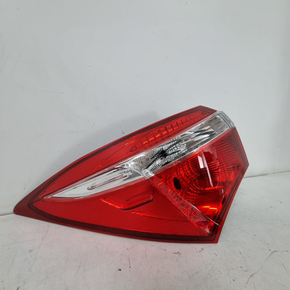 Lanterna Tras Esq Toyota Corolla 2015/2017