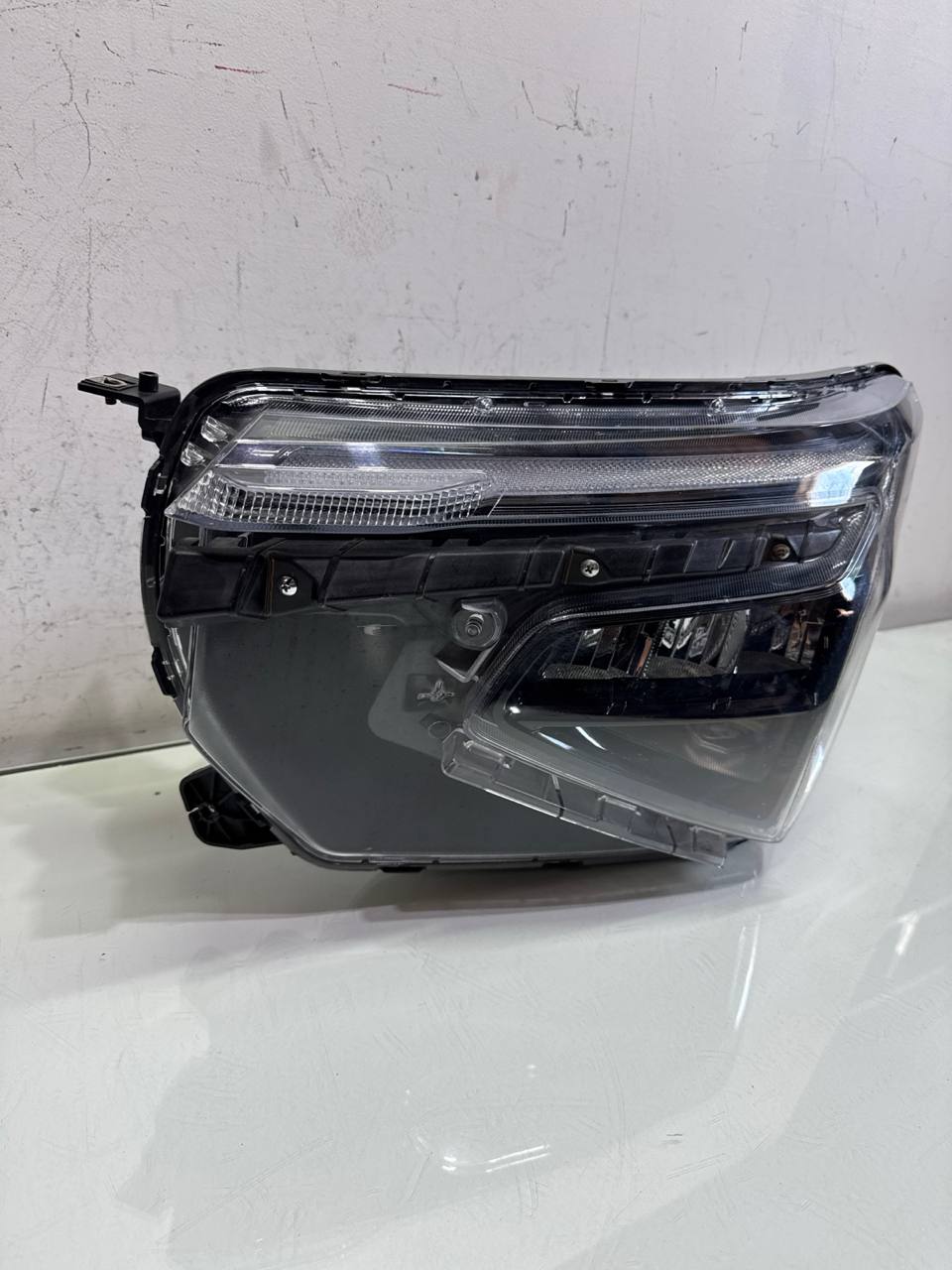 Farol Dianteiro Esquerdo Full LED Chevrolet Spin 2024/2026 Original